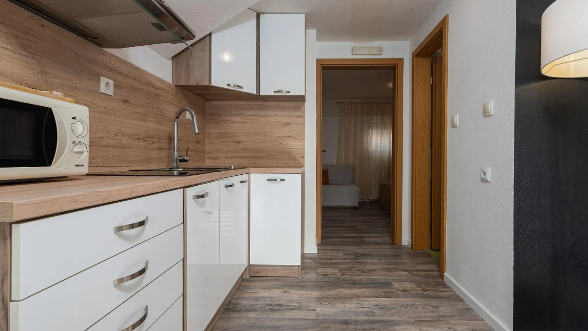 Apartments Nevenka Vir 0*,  Croatia
