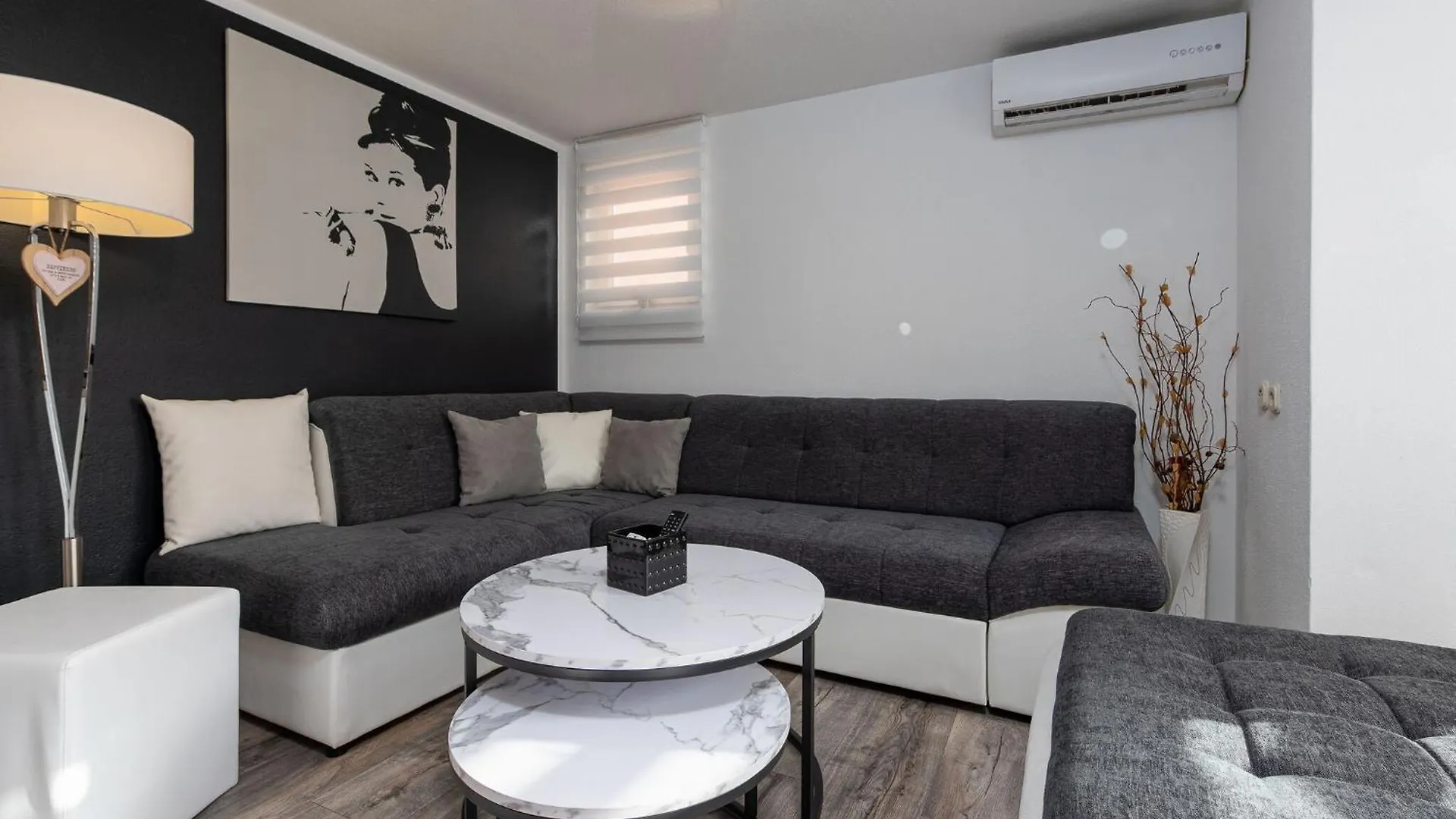 Apartments Nevenka Vir Croatia